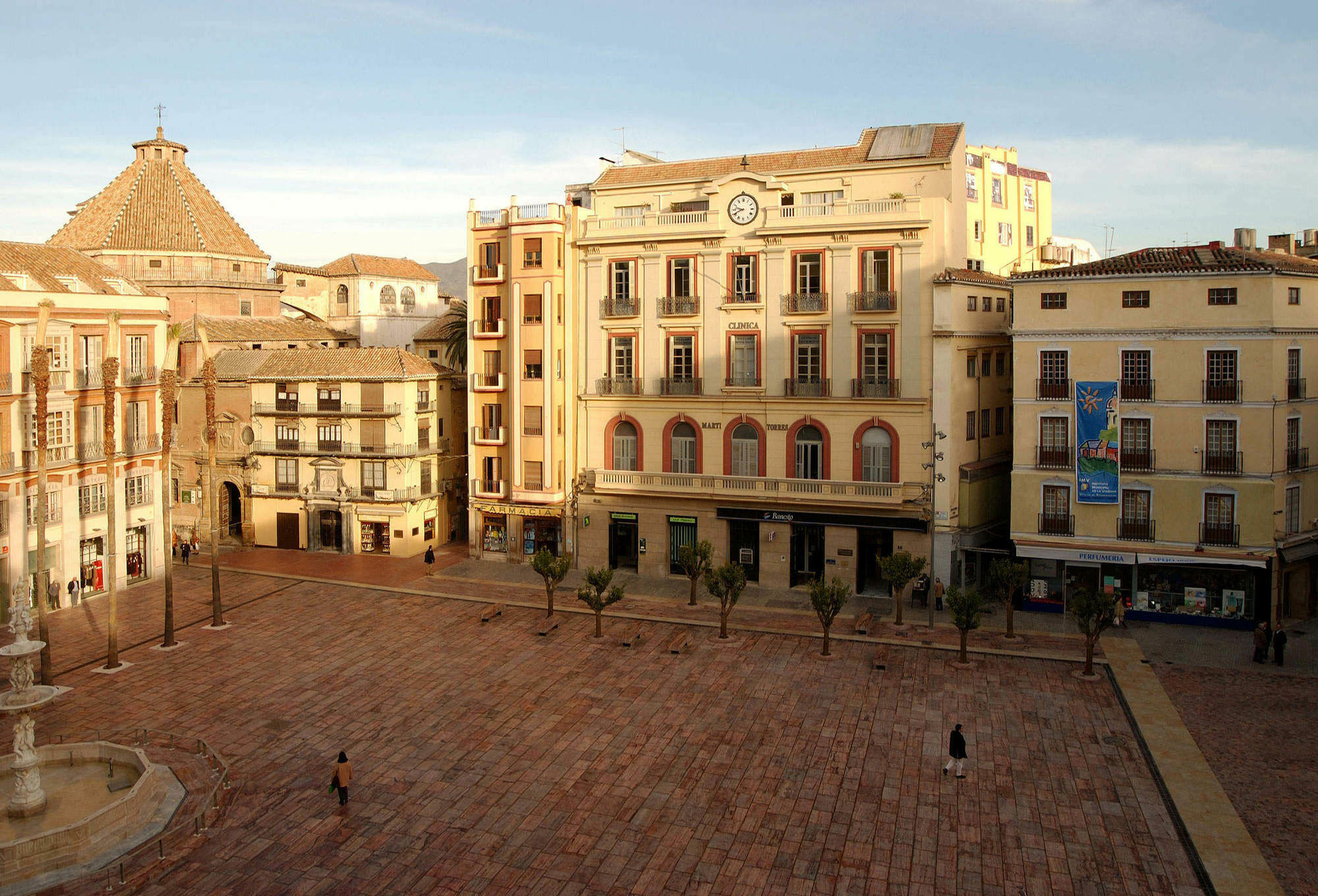 Apartamentos Plaza Constitucion - Larios Μάλαγα Εξωτερικό φωτογραφία