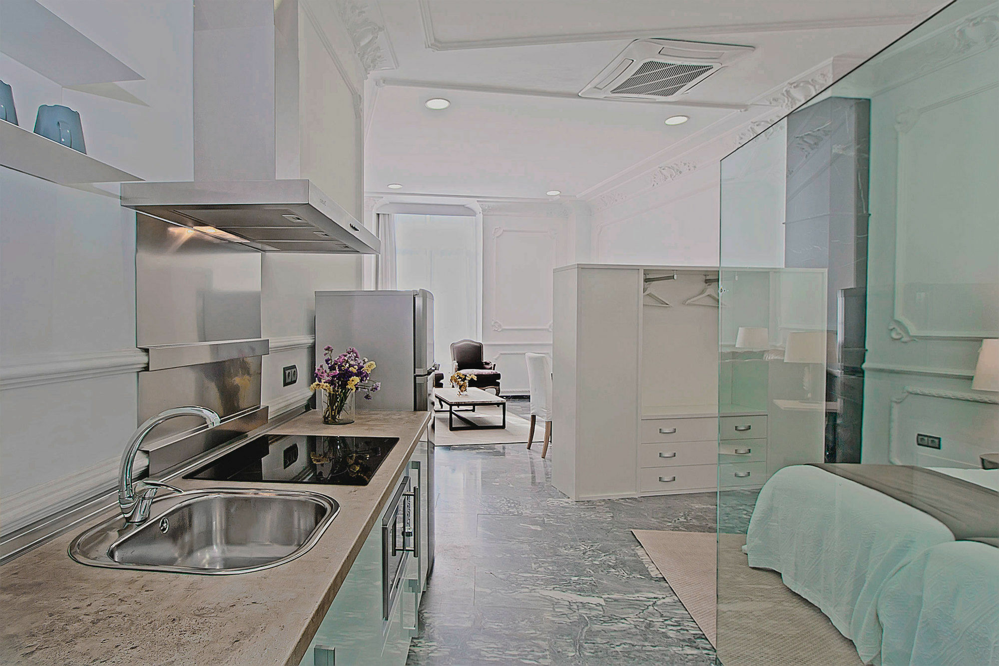 Apartamentos Plaza Constitucion - Larios Μάλαγα Εξωτερικό φωτογραφία