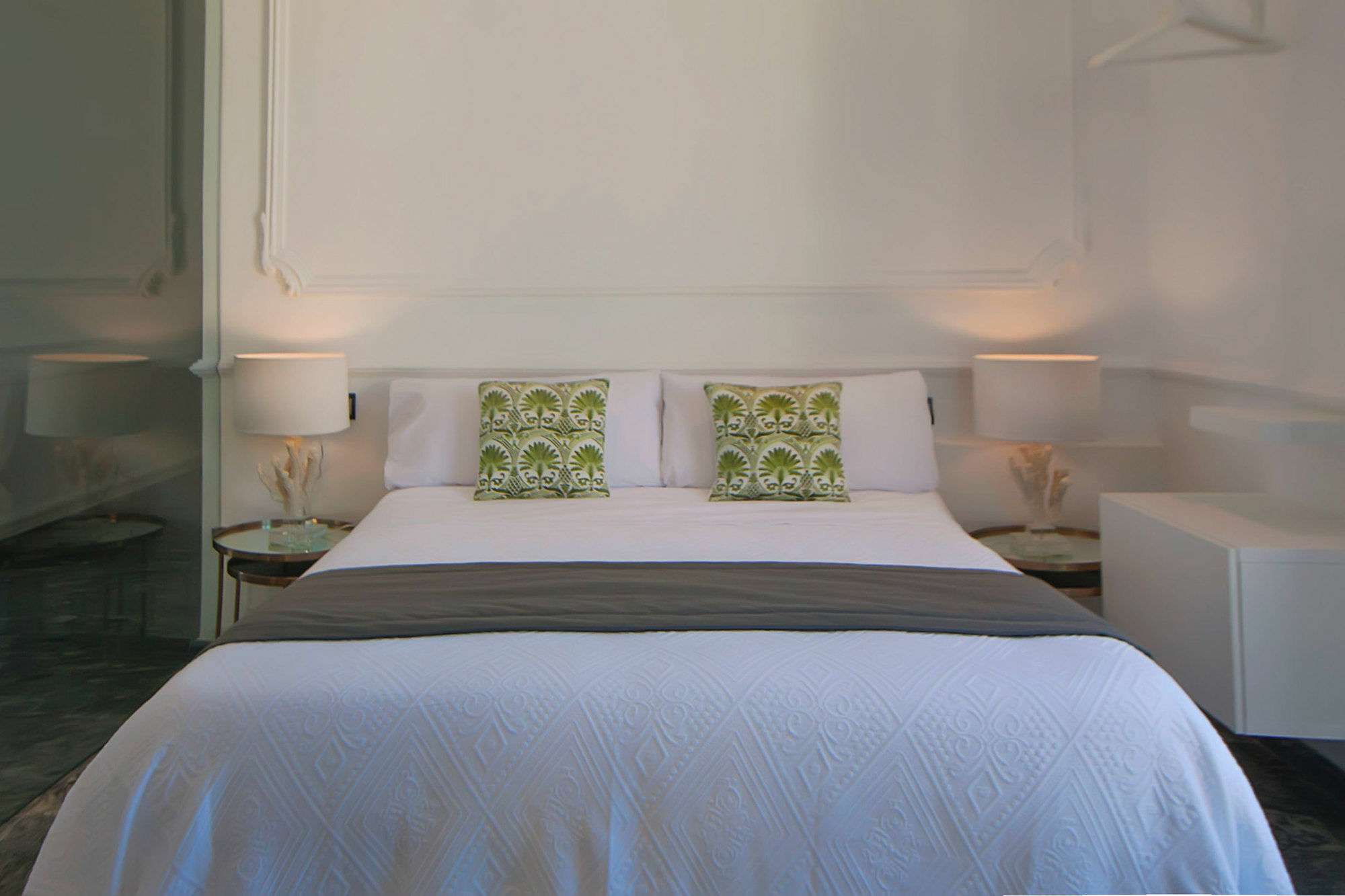 Apartamentos Plaza Constitucion - Larios Μάλαγα Εξωτερικό φωτογραφία